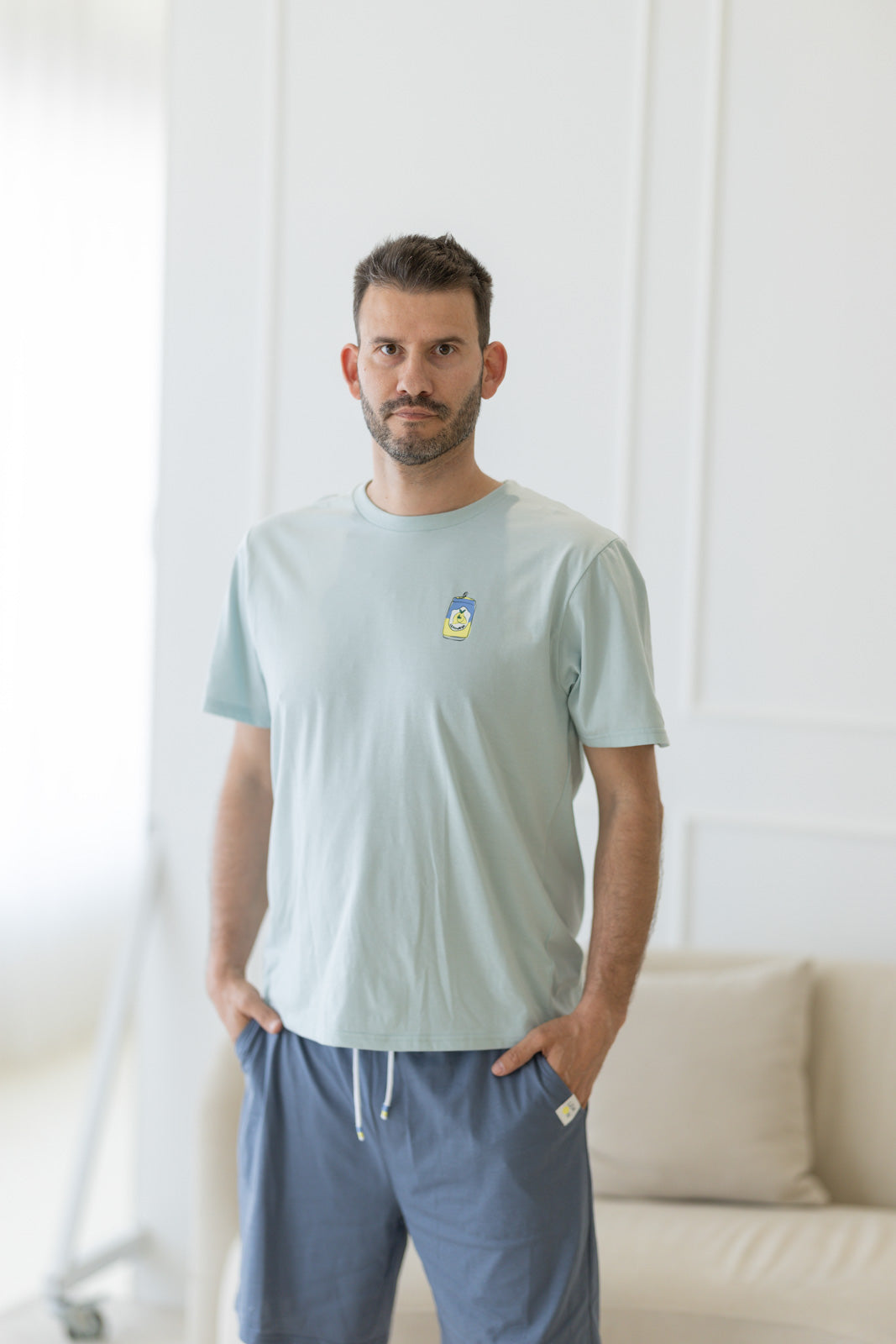 Pijama homem algodão verde menta com calção azul - vista frontal
