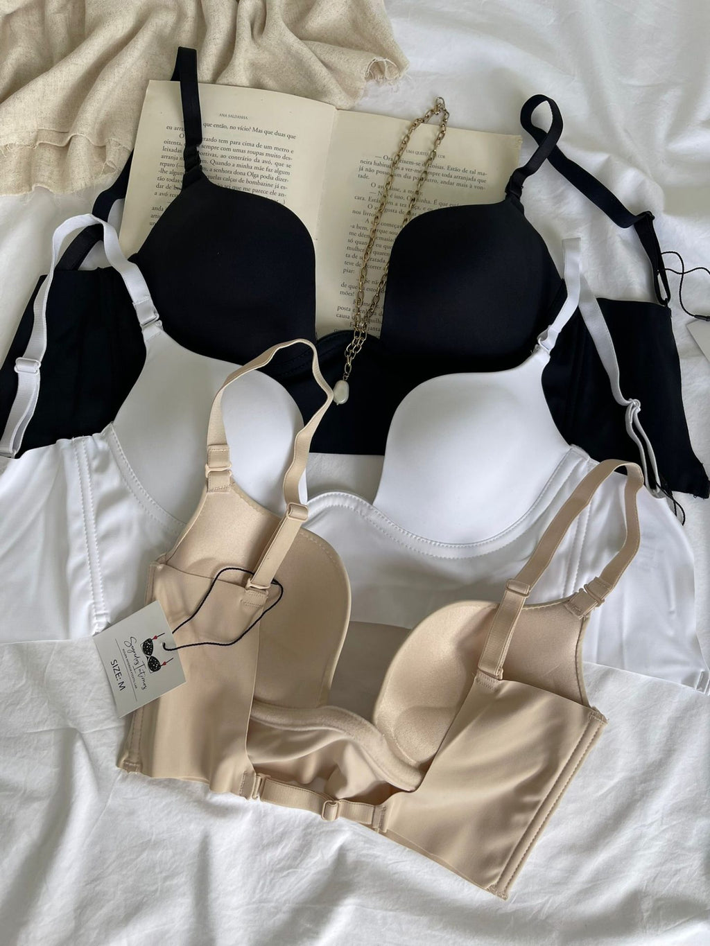 Soutien push up preto, branco e nude